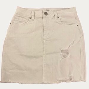 NWOT YMI Jeans White Denim Skirt sz 1/25